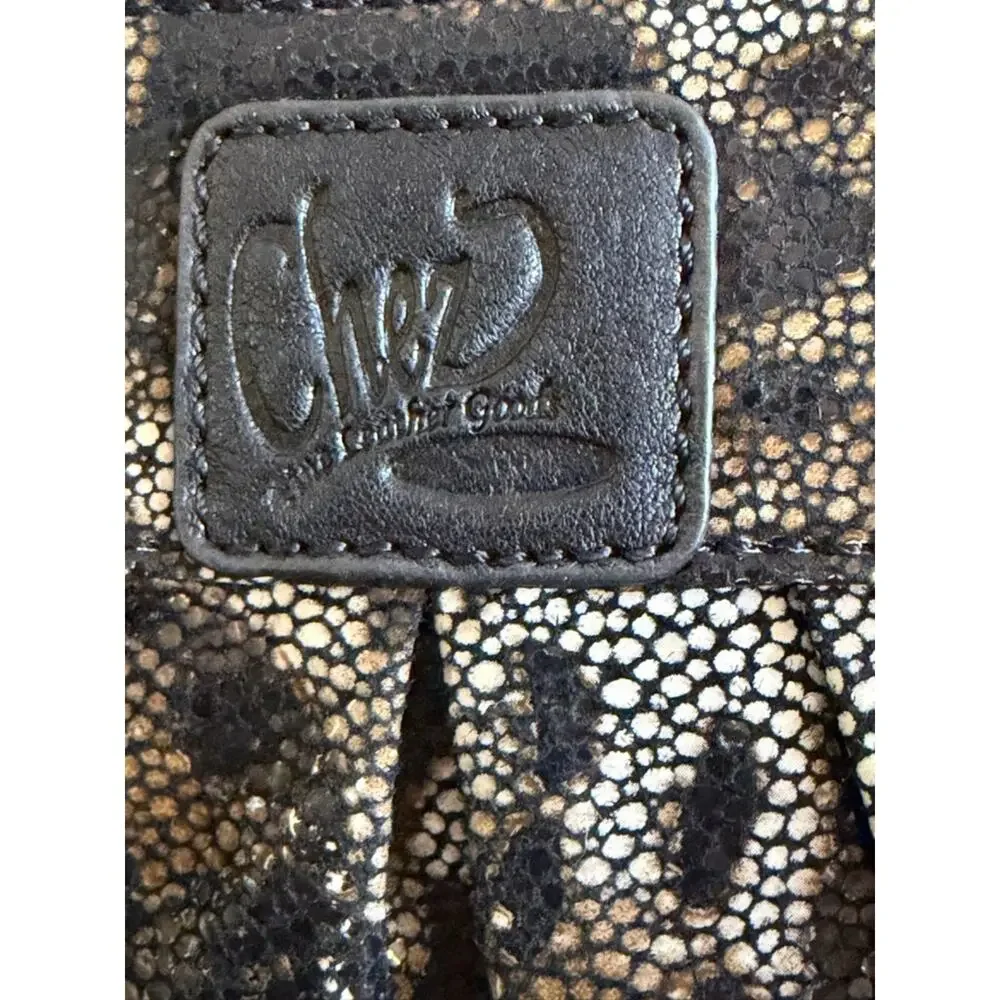 chez leather wristlet leopard print